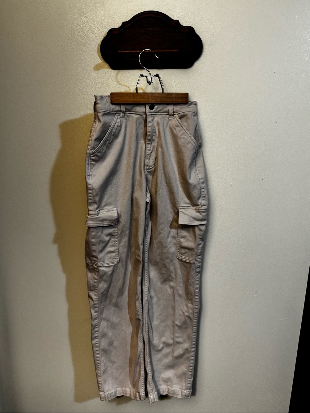 Hollister ultra high rise dad Cargo Pants in Light Beige